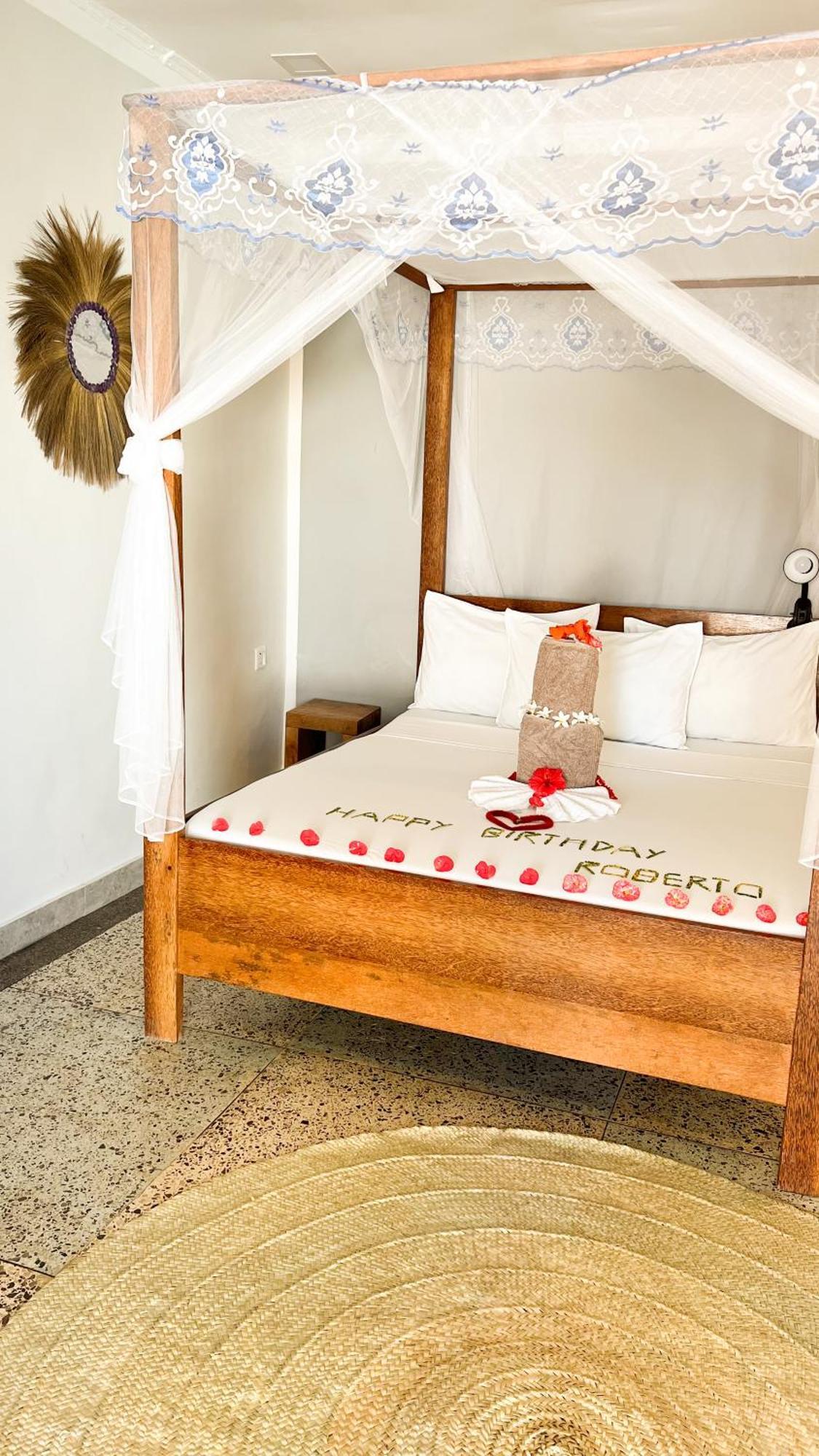 קיוונגווה Seashore Beach Hotel מראה חיצוני תמונה