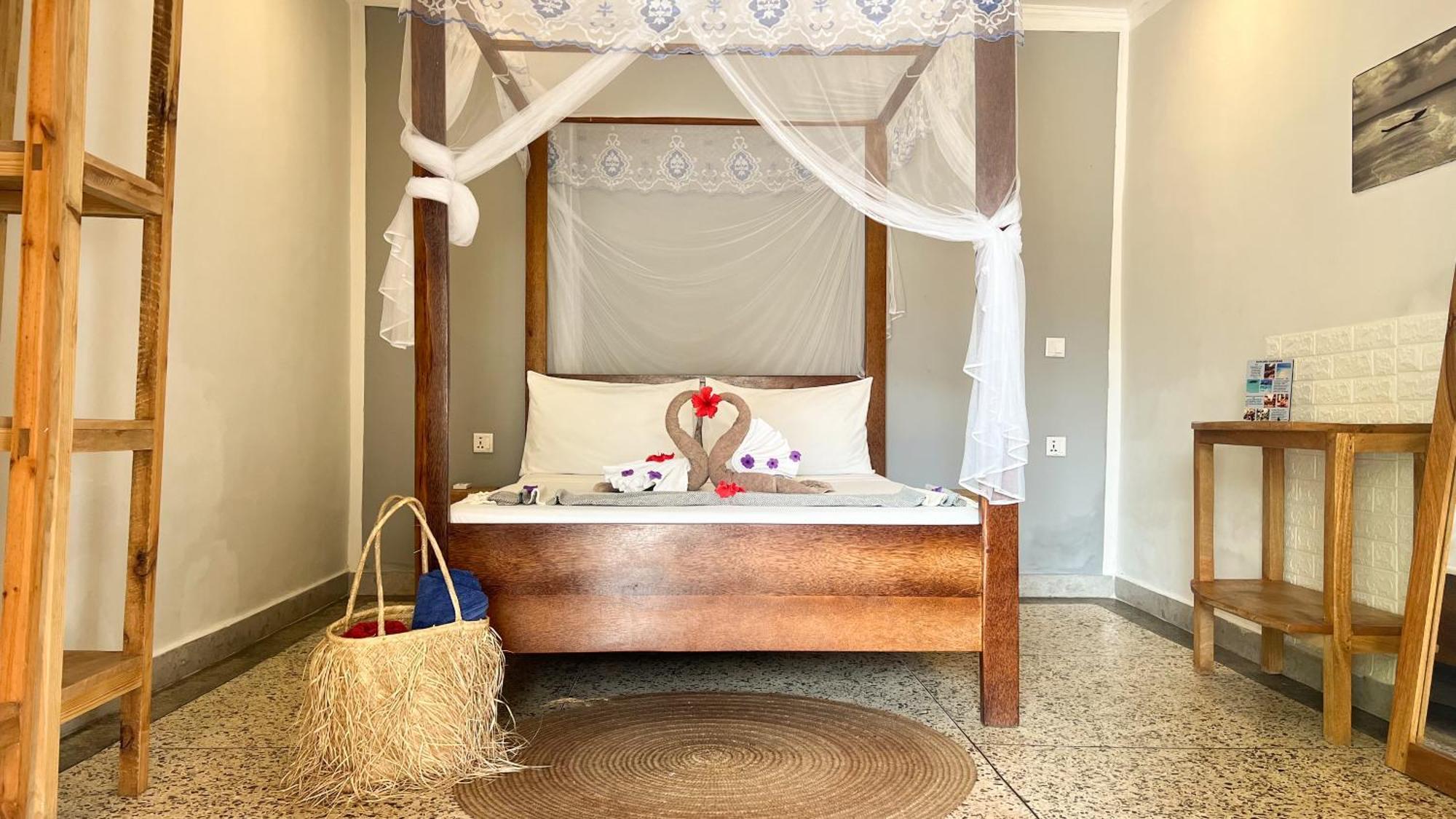 קיוונגווה Seashore Beach Hotel מראה חיצוני תמונה