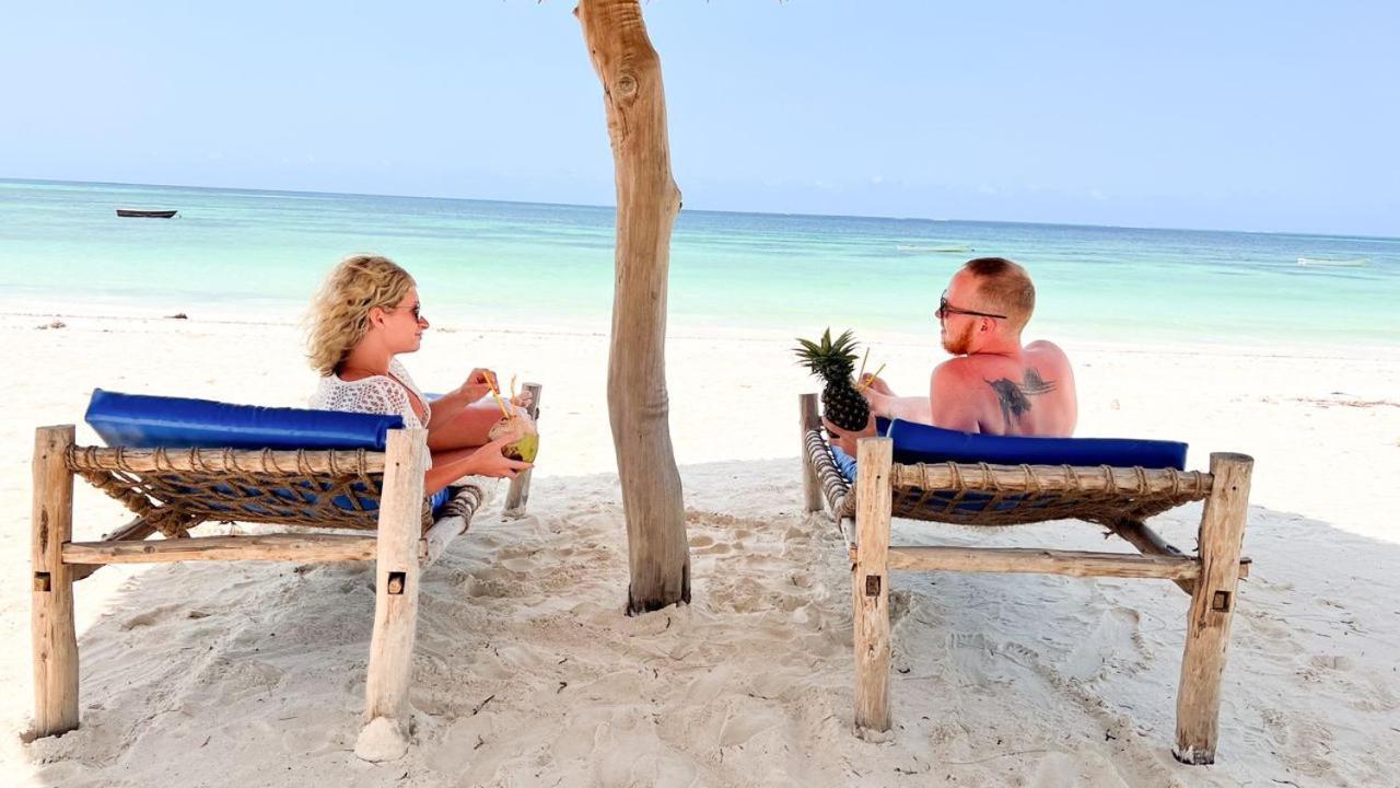 קיוונגווה Seashore Beach Hotel מראה חיצוני תמונה