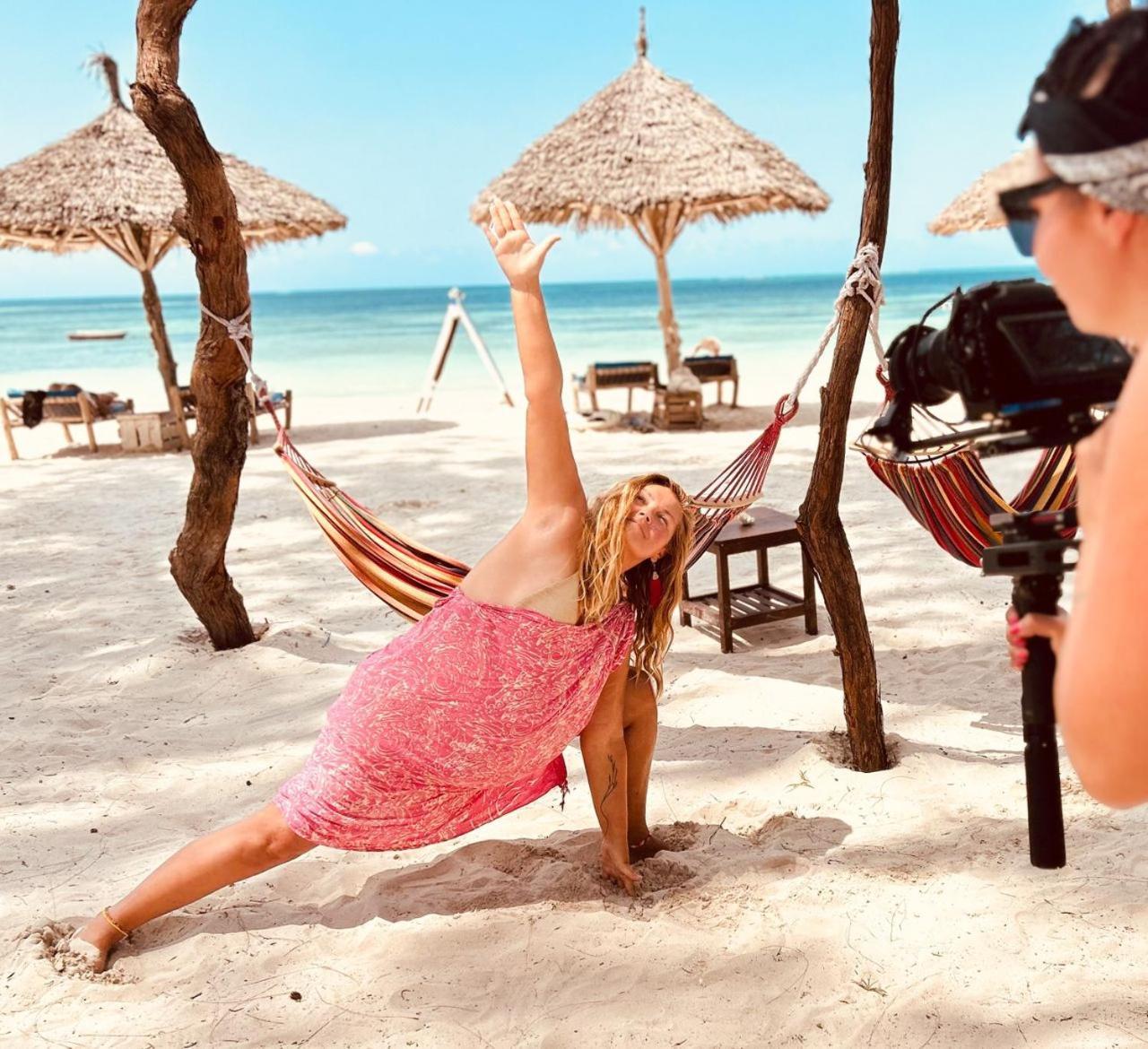 קיוונגווה Seashore Beach Hotel מראה חיצוני תמונה