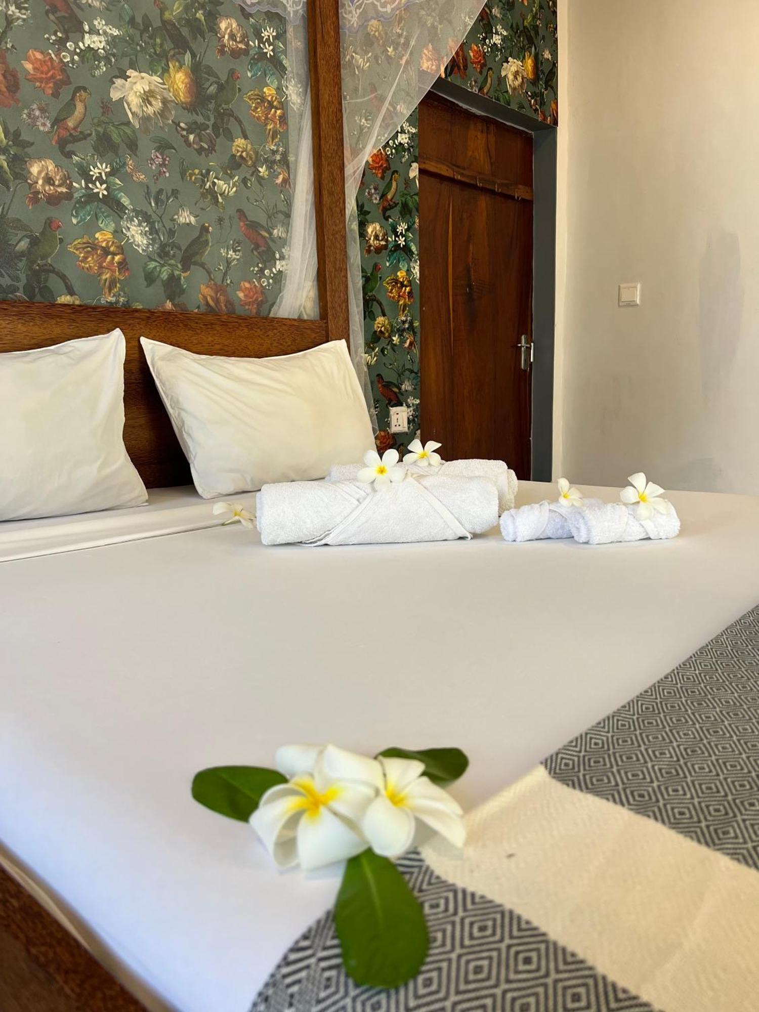 קיוונגווה Seashore Beach Hotel מראה חיצוני תמונה